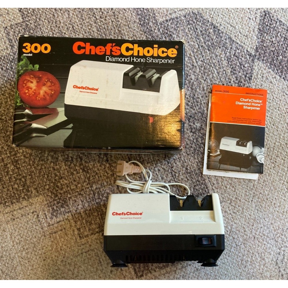 CHEFS CHOICE Model 300 Electric Diamond Hone Knife Sharpener Working